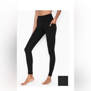 NWT Victorias Secret Essential Pocket Legging Black